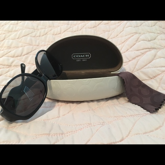 Coach Sunglasses - Picture 1 of 5